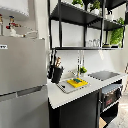 Bastille Bercy Gare De Lyon Climatisee 9m2 Ideal 1 Pers ,max 2 Pers * Paryż