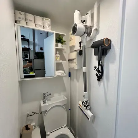 Apartment Bastille Bercy Gare De Lyon Climatisee 9m2 Ideal 1 Pers ,max 2 Pers Paris