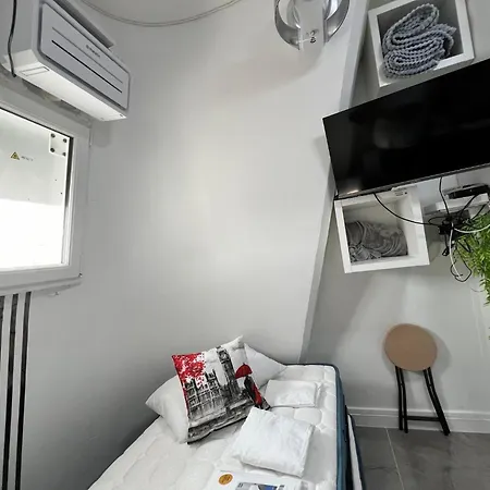 Bastille Bercy Gare De Lyon Climatisee 9m2 Ideal 1 Pers ,max 2 Pers Apartment *