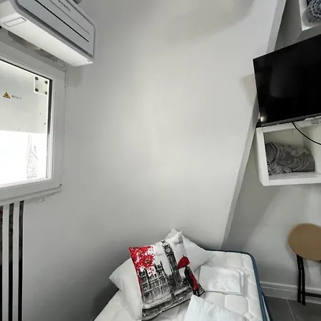 Bastille Bercy Gare De Lyon Climatisee 9m2 Ideal 1 Pers ,max 2 Pers Apartment Paris